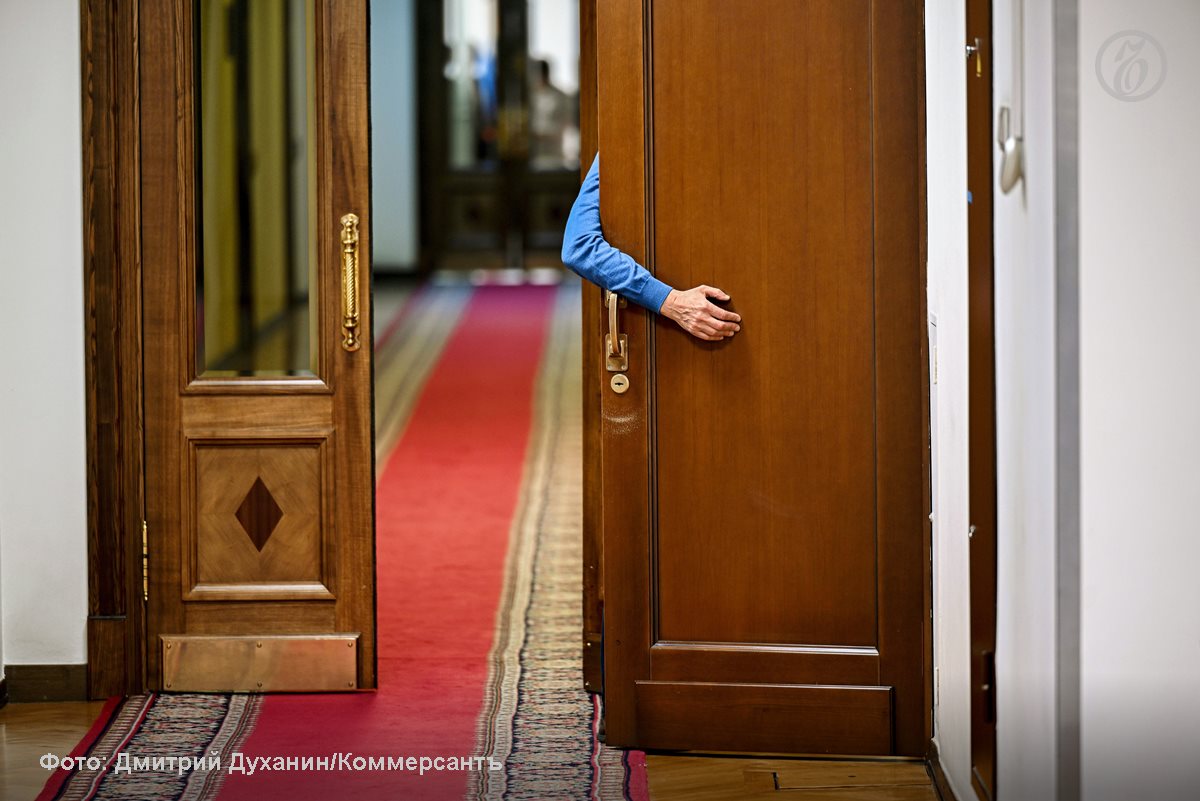 В Думе проводится служебное расследование в связи с информацией о возможной организации в нижней палате «платных» круглых столов