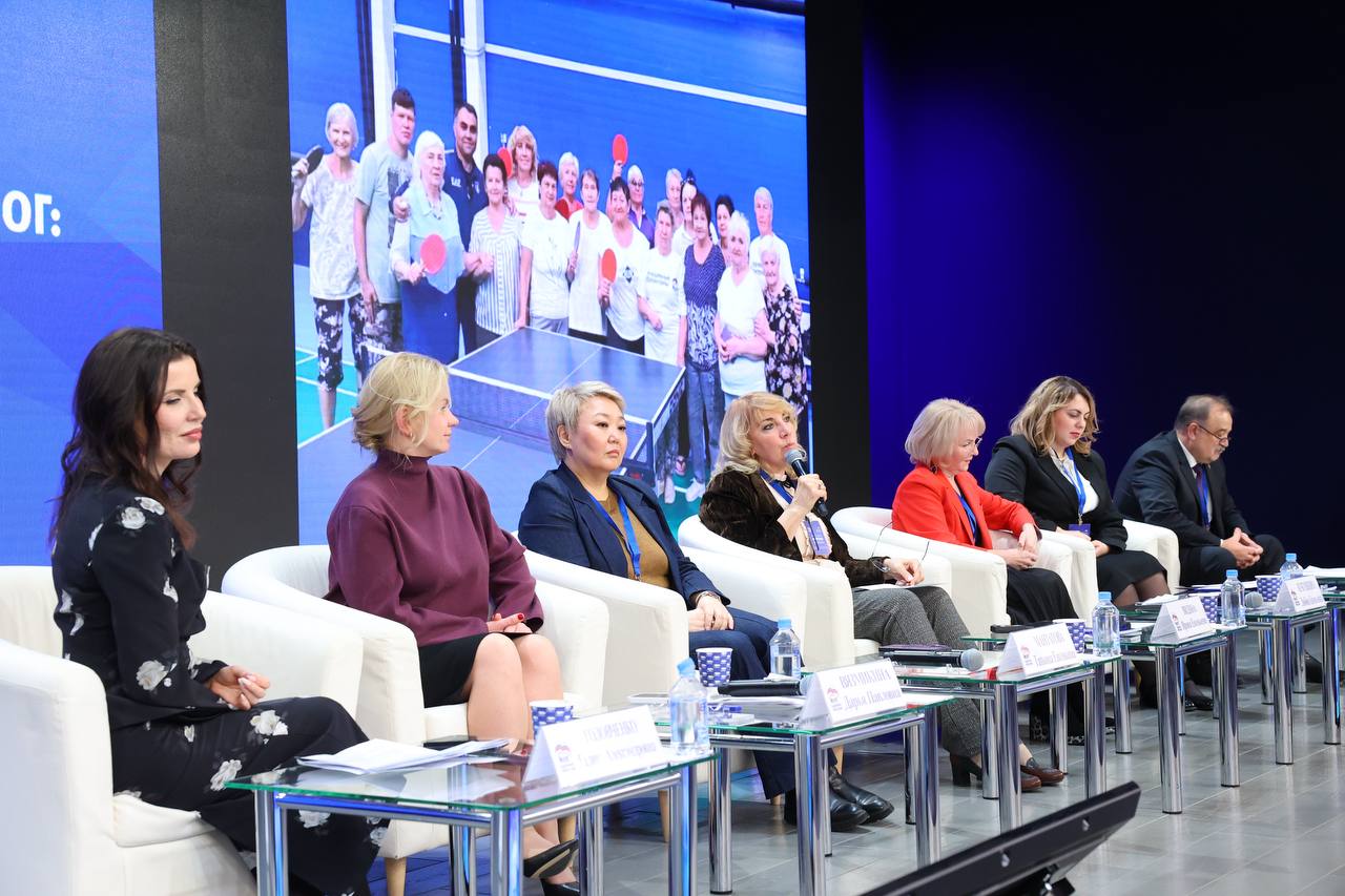 Татьяна Мантатова представила Бурятию на федеральном Форуме «Старшее поколение» в Москве