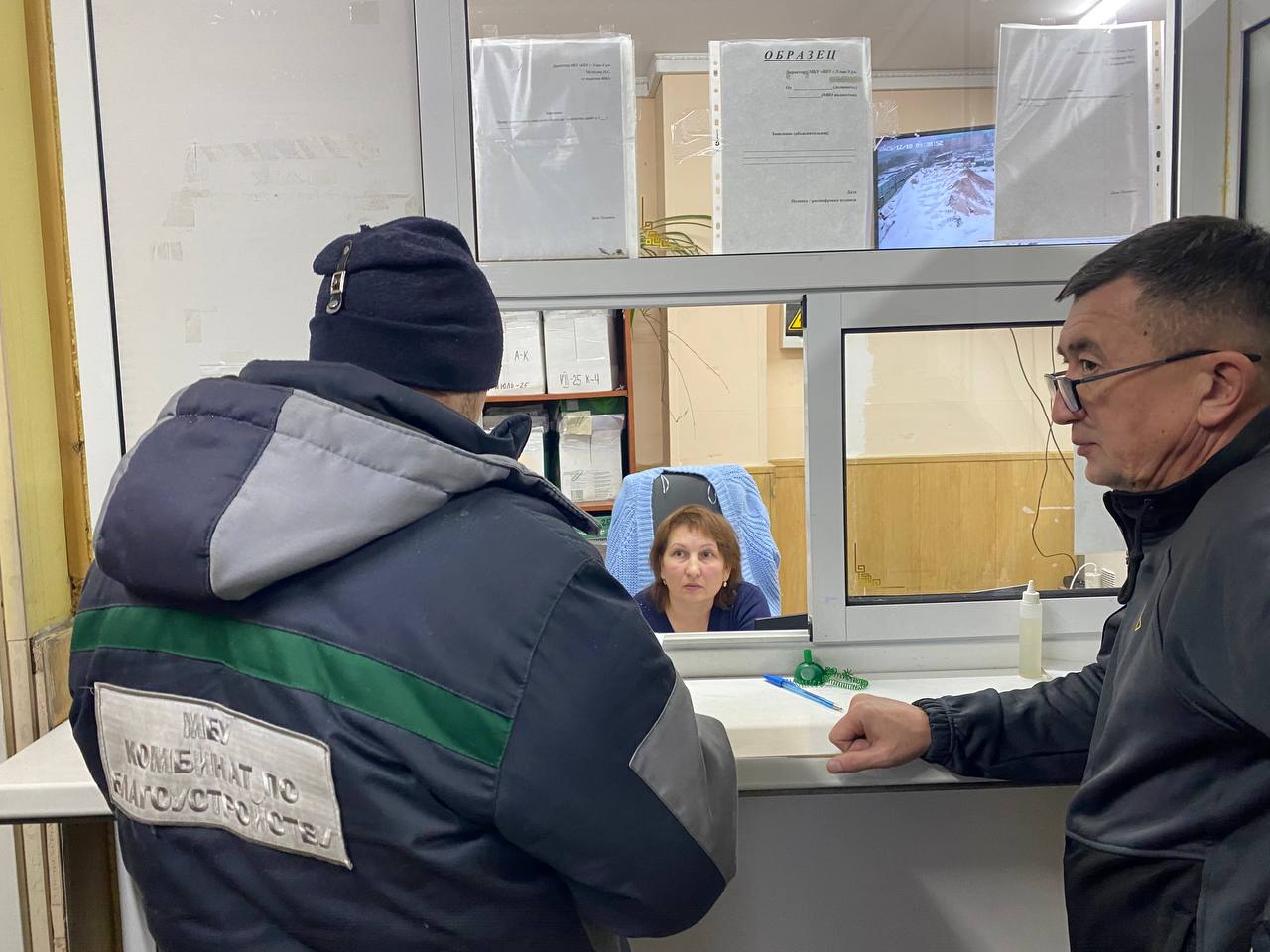 В Улан-Удэ круглосуточно принимают заявки на подсыпку улиц В Улан-Удэ круглосуточно принимают заявки на подсыпку улиц