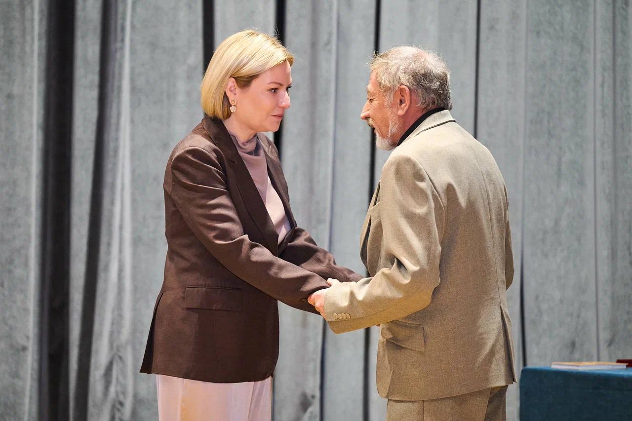 Ольга Любимова: Вручила государственные награды деятелям культуры и искусства Ольга Любимова: Вручила государственные награды деятелям культуры и искусства