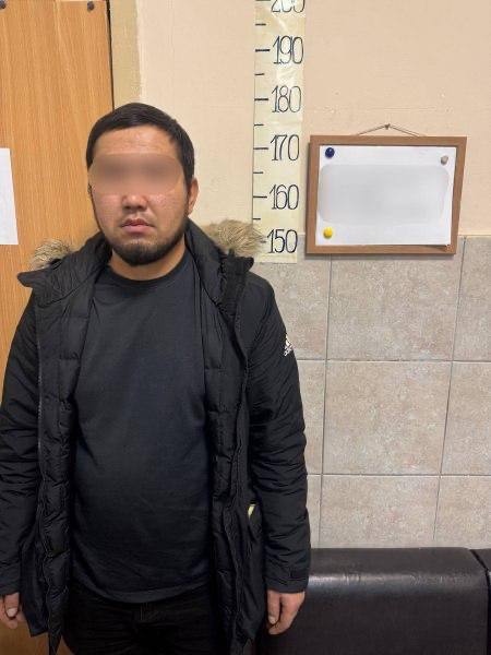 В аэропорту Нижневартовска транспортные полицейские сняли с рейсов нескольких туземцев за нарушения миграционного законодательства В аэропорту Нижневартовска транспортные полицейские сняли с рейсов нескольких туземцев за нарушения миграционного законодательства