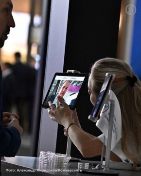 Биометрические платежи в России за девять месяцев 2025 года показали взрывной рост: их количество выросло в девять раз