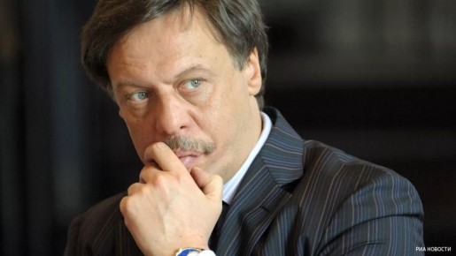 Представитель правительства РФ в Конституционном суде Михаил Барщевский заявил, что покидает должность