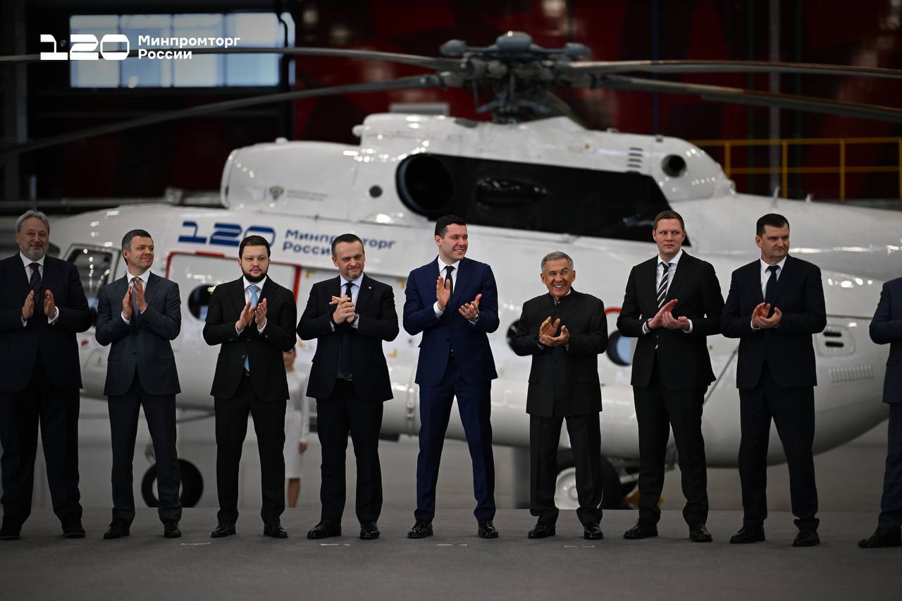 Антон Алиханов принял участие в церемонии передачи 4 вертолетов Ми-8МТВ-1 Антон Алиханов принял участие в церемонии передачи 4 вертолетов Ми-8МТВ-1