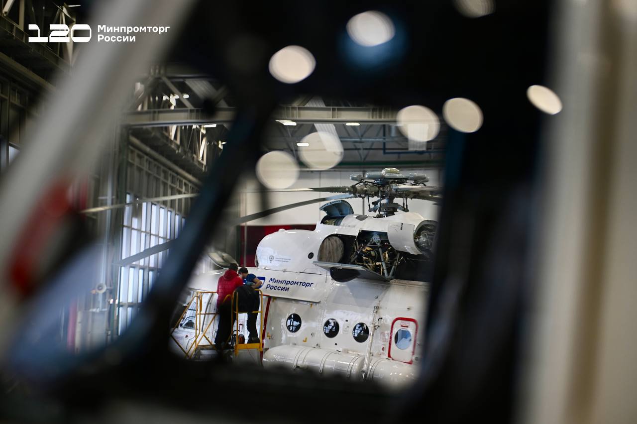 Антон Алиханов принял участие в церемонии передачи 4 вертолетов Ми-8МТВ-1 Антон Алиханов принял участие в церемонии передачи 4 вертолетов Ми-8МТВ-1