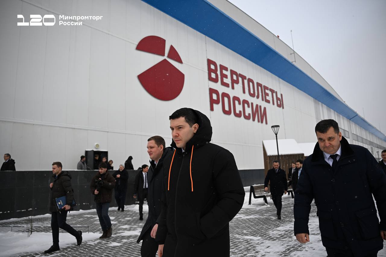 Антон Алиханов принял участие в церемонии передачи 4 вертолетов Ми-8МТВ-1 Антон Алиханов принял участие в церемонии передачи 4 вертолетов Ми-8МТВ-1