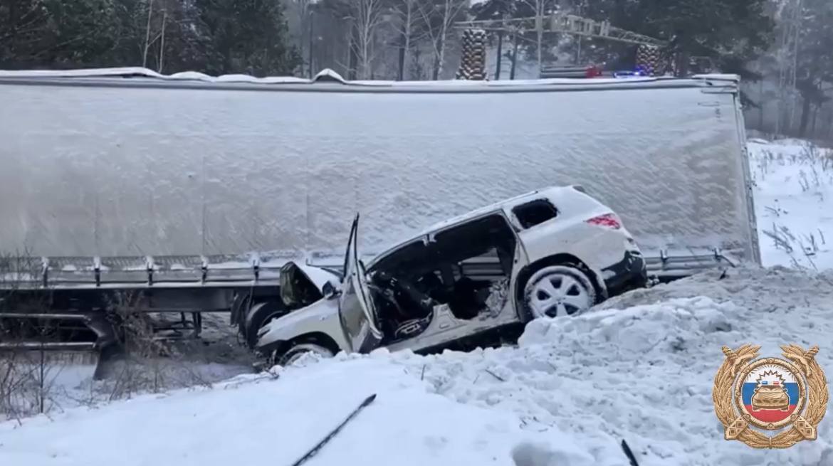 В кошмарном ДТП в Иркутской области погибли сразу четыре пассажирки
