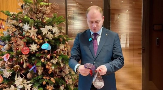 ����������� ������ ��������� ����� � ������ ����� �������