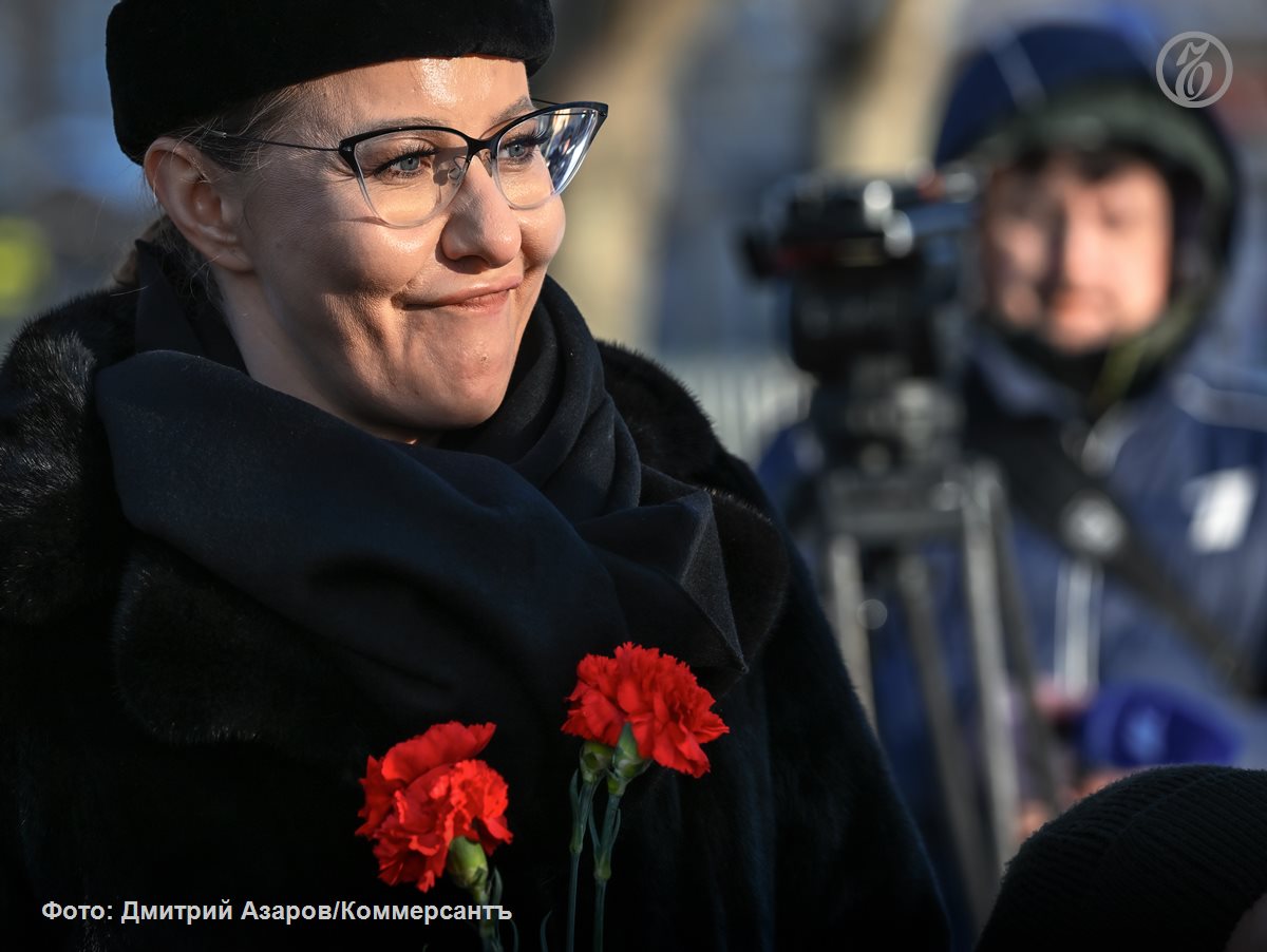 Самые яркие кадры специального корреспондента «Коммерсанта» Дмитрия Азарова за прошедший год — в объективе спецкора «Ъ» Самые яркие кадры специального корреспондента «Коммерсанта» Дмитрия Азарова за прошедший год — в объективе спецкора «Ъ»