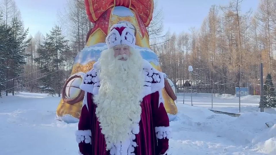 Дед Мороз приглашает на открытие главной ёлки Улан-Удэ