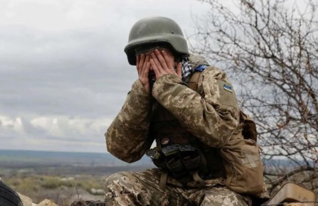 Дезертиры ВСУ отрезают себе пальцы, лишь бы не возвращаться в мясорубку