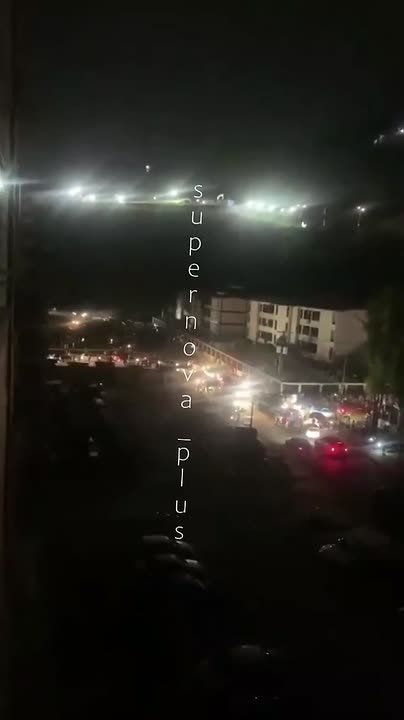 Люди бегут в панике: страшные кадры с улиц Каракаса