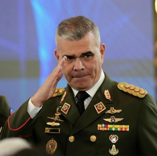 Кто заменит Мадуро?. "В случае, если Мадуро действительно захвачен, новым руководителем Венесуэлы становится вице-президент Делси Родригес Кто заменит Мадуро?. "В случае, если Мадуро действительно захвачен, новым руководителем Венесуэлы становится вице-президент Делси Родригес