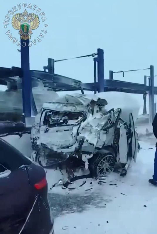 План "Буран" ввели в Татарстане из-за обильных снегопадов и снежных заносов на дорогах, сообщает пресс-служба главы региона