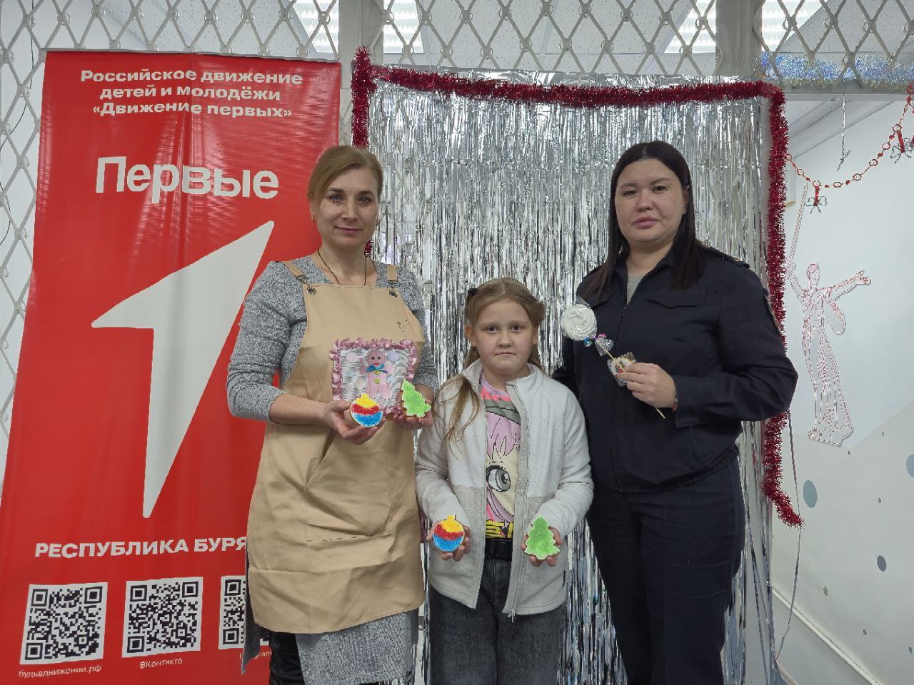 В Селенгинском районе в рамках Всероссийской акции «Полицейский Дед Мороз» в состоялся кулинарный мастер-класс для детей