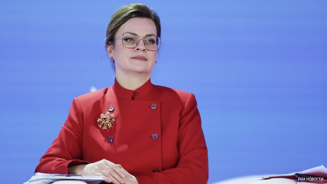 Владимир Путин присвоил заместителю министра обороны РФ Анне Цивилевой чин действительного государственного советника РФ 2-го класса