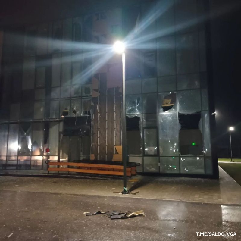 ВСУ предпринимают попытку массовой атаки БПЛА по Херсонской области, заявил губернатор Владимир Сальдо