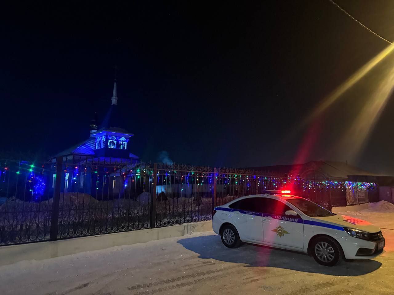 Полиция Бурятии поздравляет всех жителей и гостей региона с светлым праздником Рождества Христова! Полиция Бурятии поздравляет всех жителей и гостей региона с светлым праздником Рождества Христова!