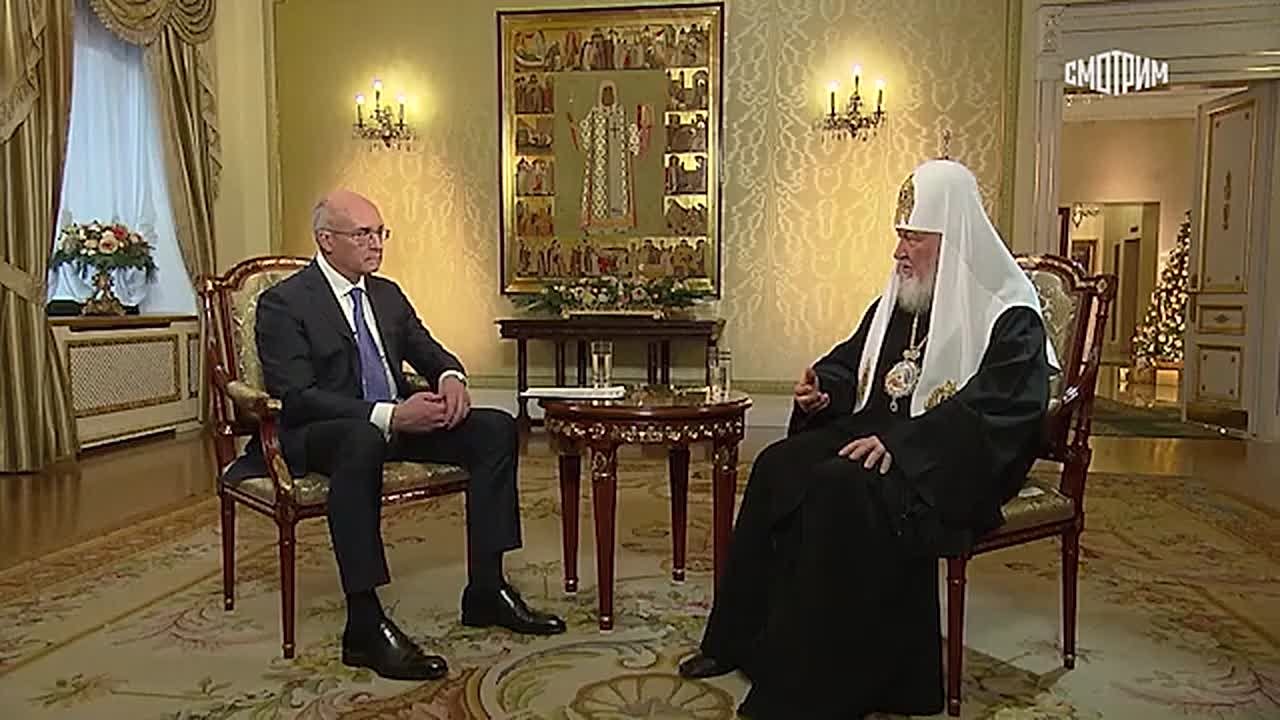 Нравственная деградация молодого поколения происходит в западных странах, заявил патриарх Московский и всея Руси Кирилл в рождественском интервью гендиректору ТАСС Андрею Кондрашову в эфире "России 1"