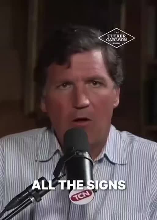 Карлсон считает, что США готовятся к войне