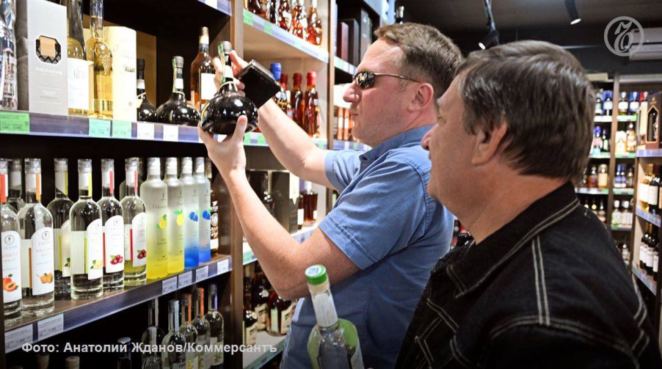 В прошлом году исполнилось 130 лет со дня рождения Уильяма Уилсона, придумавшего движение «Анонимные алкоголики»