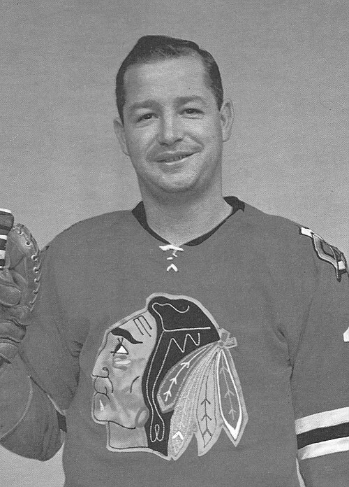 Легендарный канадский хоккейный вратарь Гленн Холл ушел из жизни в возрасте 94 лет, сообщает пресс-служба НХЛ