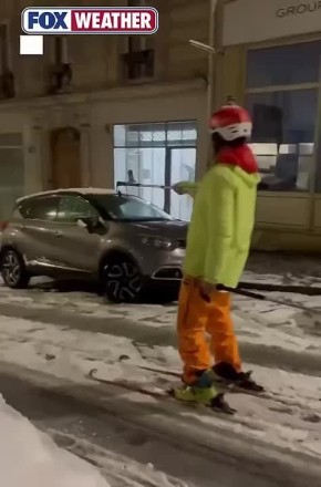 Сугробы а-ля Франсе: Париж «встал»