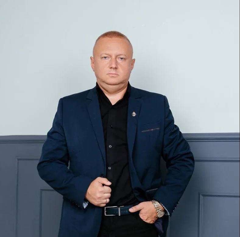 Прокуратура Ивановской области решила отобрать у своего экс-сотрудника Ильи Запруднова участок земли в заповедном Плесе, стало известно «Ъ»