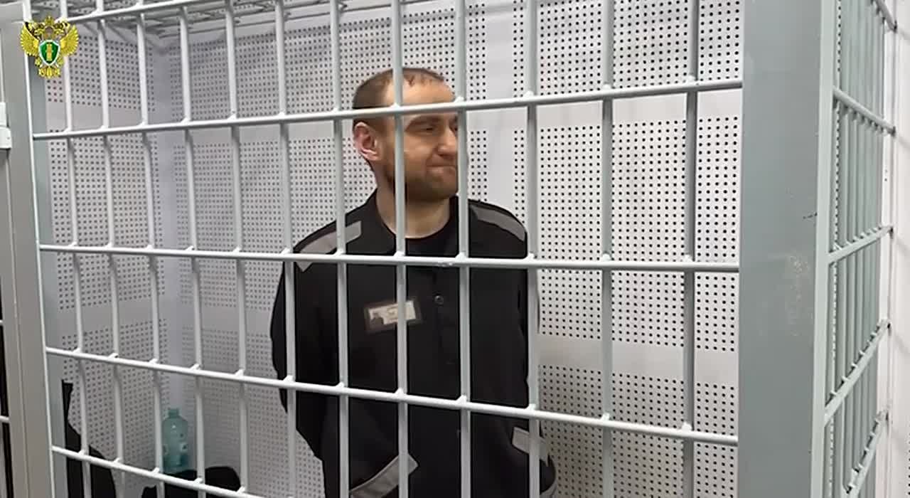 Экс-сенатор Рауф Арашуков, отбывающий пожизненный срок, получил 10 лет колонии и штраф в размере 120 млн руб