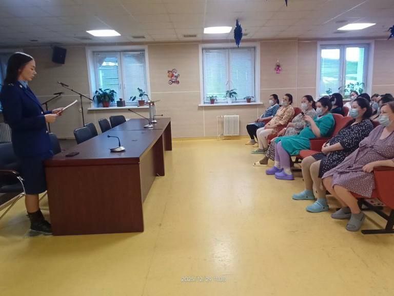 Прокуратура республики разъяснила законодательство будущим мамам