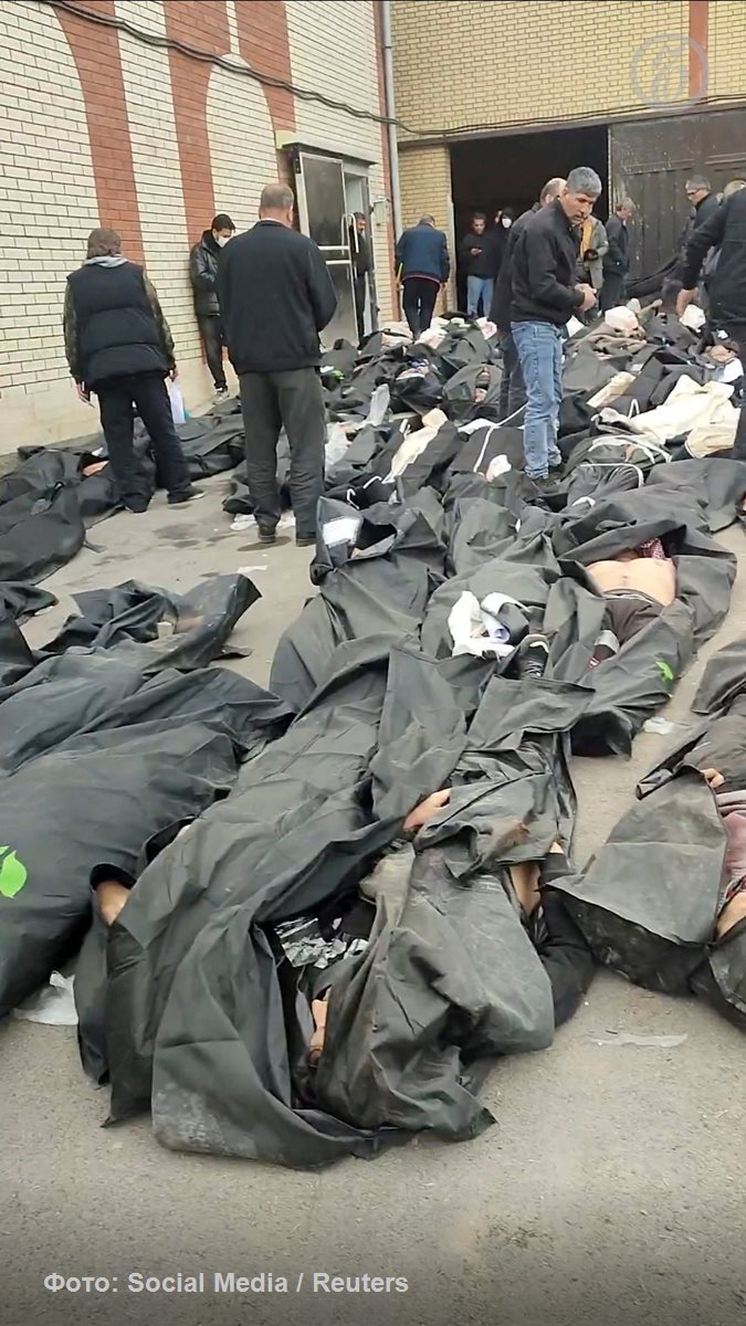 Рассмотрите возможность выезда из Ирана по суше в Турцию или Армению, если это безопасно Рассмотрите возможность выезда из Ирана по суше в Турцию или Армению, если это безопасно