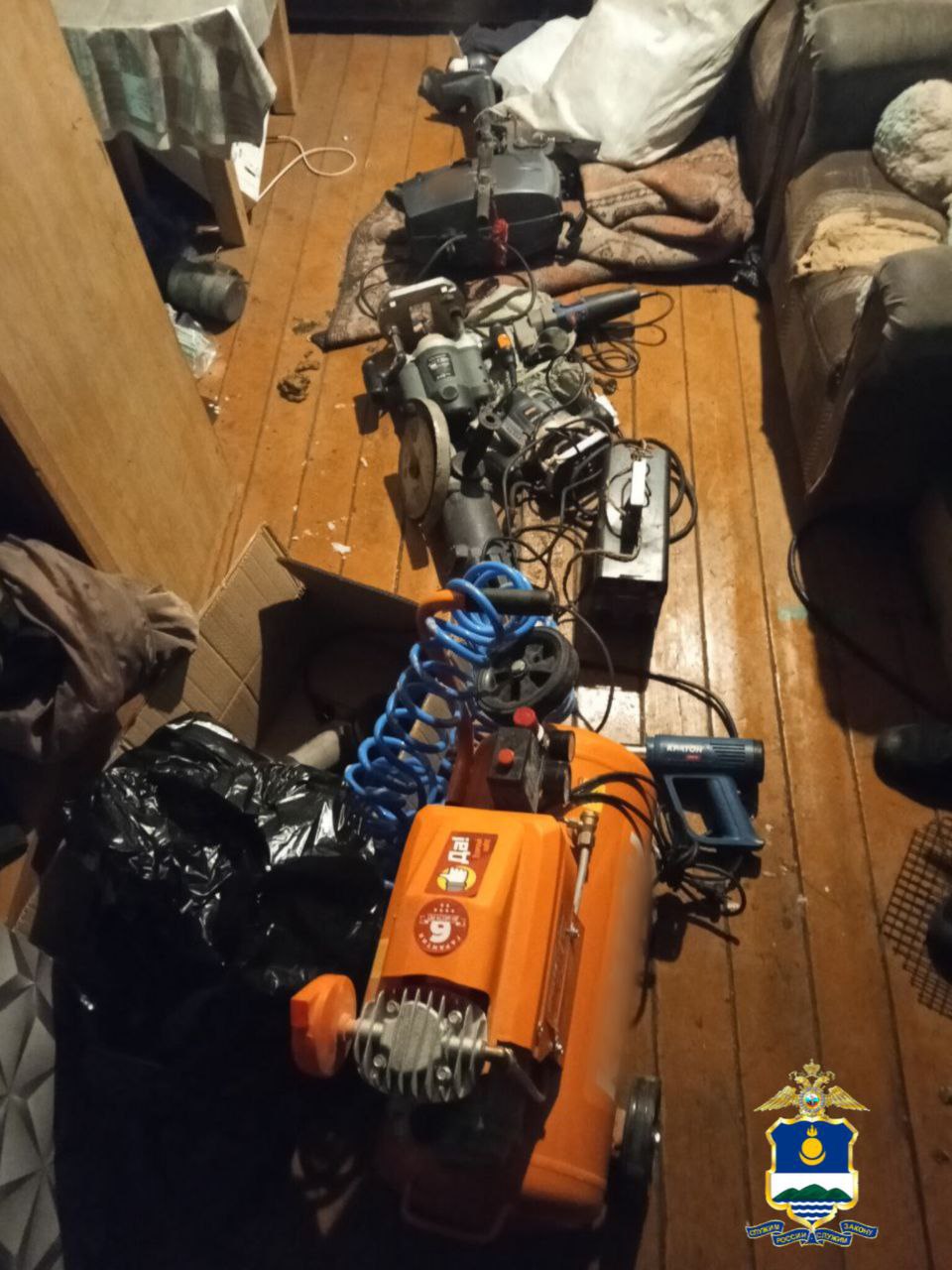 Сотрудниками уголовного розыска раскрыта кража в крупном размере на туристической базе в Селенгинском районе