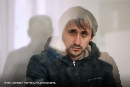 Суд избрал запрет определенных действий исполняющему обязанности завотделением роддома в Новокузнецке Алексею Эмиху по уголовному делу, возбужденному после смерти девяти младенцев, сообщает корреспондент «Ъ»