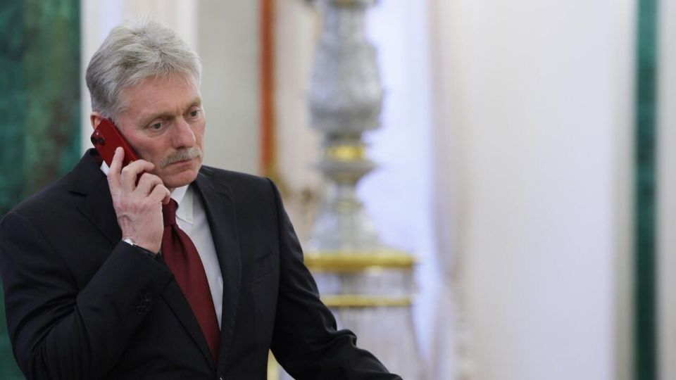 Дмитрий Песков заявил, что не подтверждает, будто РФ согласна на размещение миротворцев на Украине при участии там военных КНР и стран глобального Юга