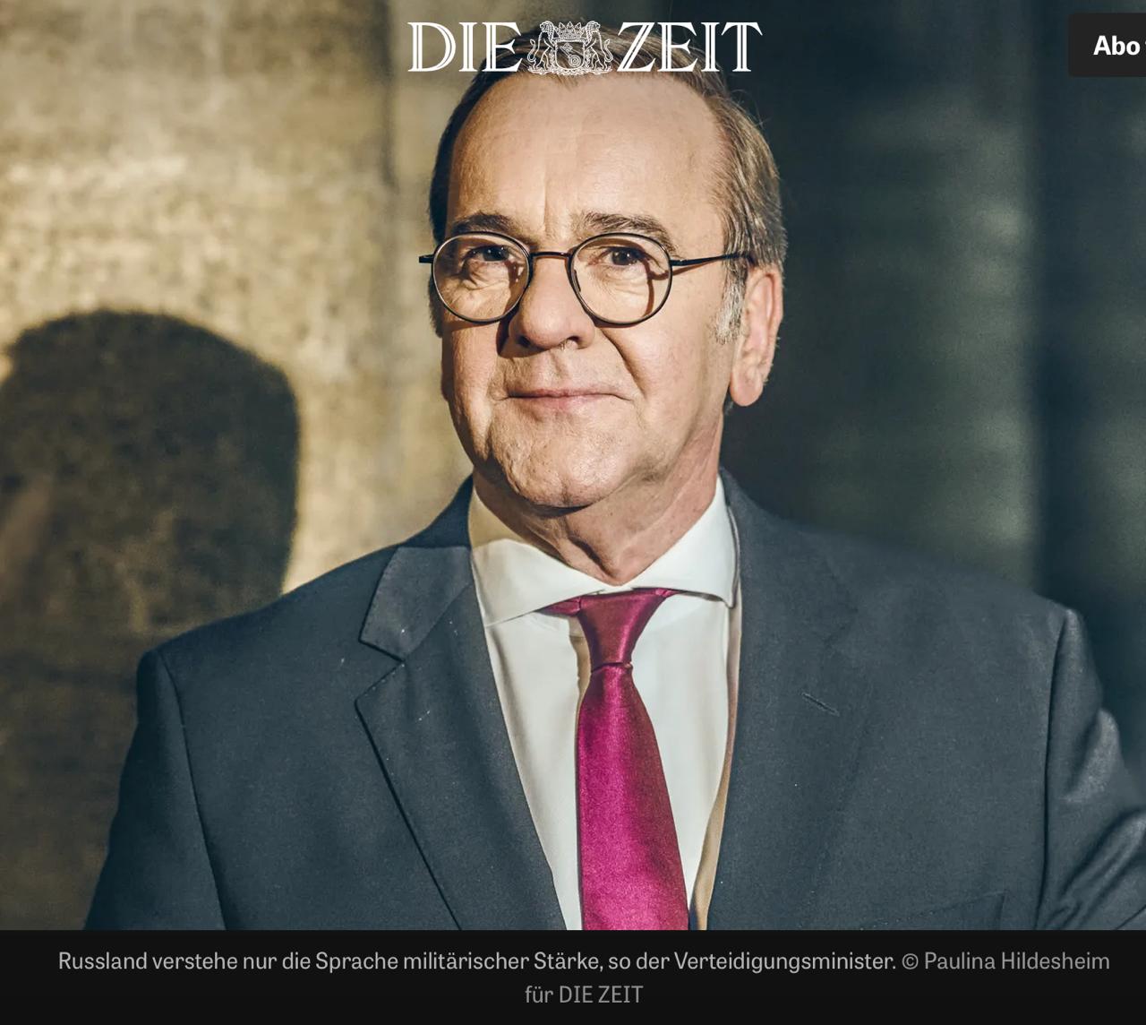 Министр обороны ФРГ с опозданием ущемился от свитера Лаврова с надписью «СССР» — Писториус через полгода назвал мемный свитшот «вызовом всему миру»