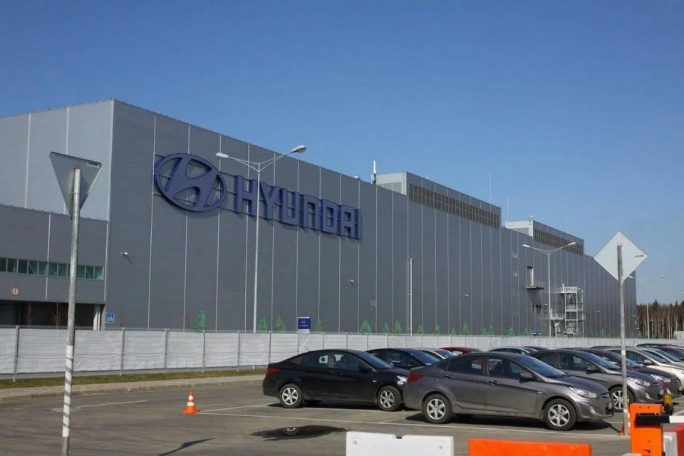 ������������� ������� Hyundai ������� 40 ���� ������ ������ � ������ �������� ���� ������ ����� � ����������