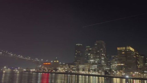 ����������� ����� ������������ ���� � ������ �� ������� �������� ������������ ������� Crew Dragon � � ������� ��� ��������� ���� �������� � � ���� ��� ���-���������