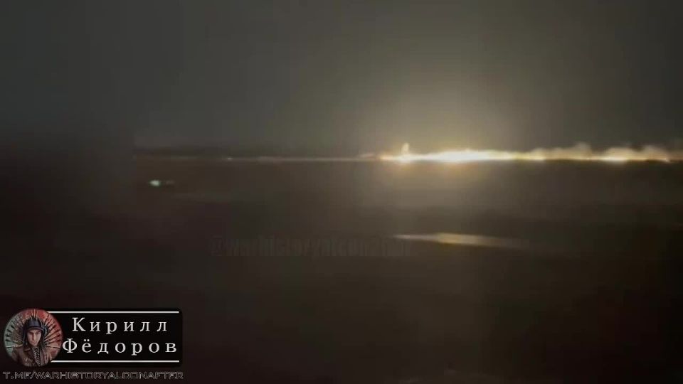 Спас боевую машину и жизни людей: эксклюзивные кадры подвига русского лётчика