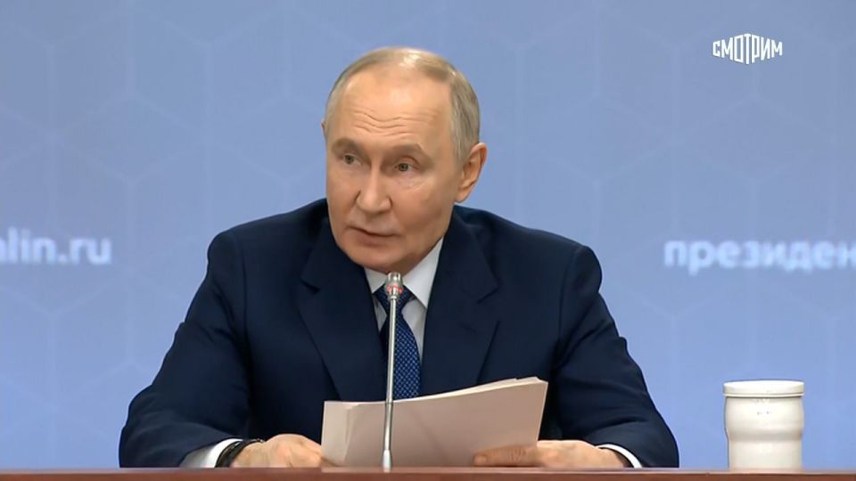 "Это не мода, это необходимость": Владимир Путин провел совещание по развитию беспилотных систем