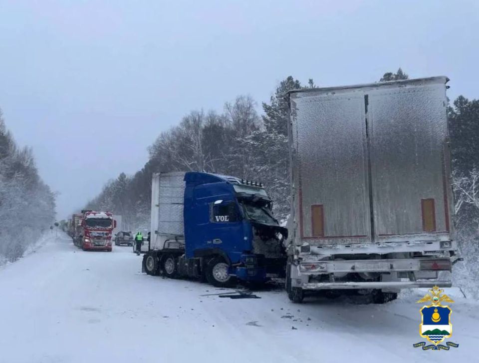Сотрудниками Госавтоинспекции устанавливаются обстоятельства ДТП в Кабанском районе