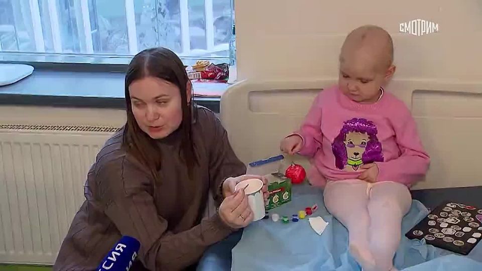 11111 В России ежегодно примерно у 2 тысяч детей обнаруживают лейкоз, или рак крови