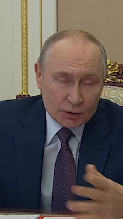 Главные новости за день:. Россия готова направить "Совету мира" $1 млрд из замороженных активов, заявил президент Правительство прорабатывает идею продлить время работы детсадов, сообщил Путин Никто кроме США не может...