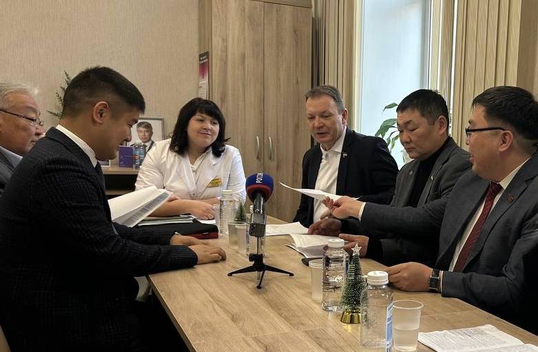 Особую озабоченность парламентариев вызвало состояние материально-технической базы Особую озабоченность парламентариев вызвало состояние материально-технической базы