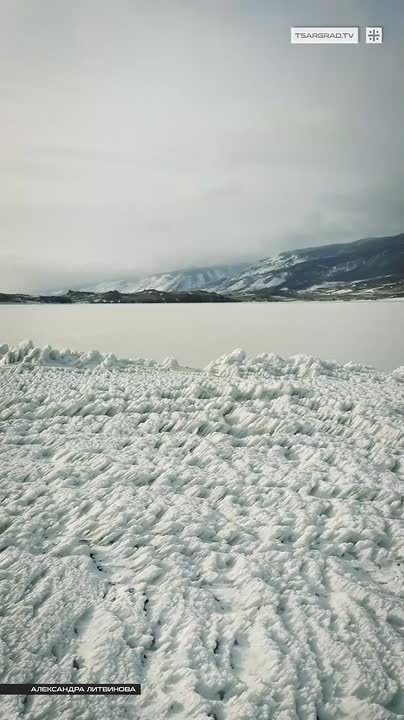 Байкал сам слепил ледяное безе!