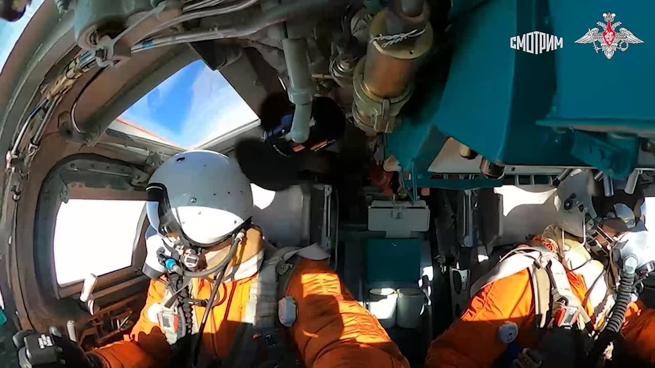 Российские бомбардировщики Ту-22м3 выполнили плановый полет над нейтральными водами Балтийского моря, сообщили в Минобороны РФ