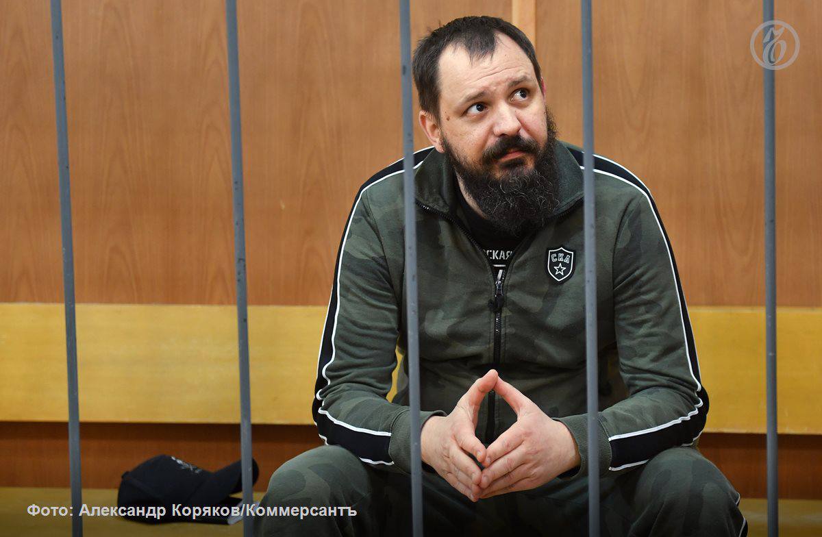 Суд в особом порядке начал рассматривать уголовное дело экс-начальника группы специальных операций 83-й отдельной гвардейской десантно-штурмовой бригады Константина Фролова (Палача), обвиняемого в махинациях с ранениями...