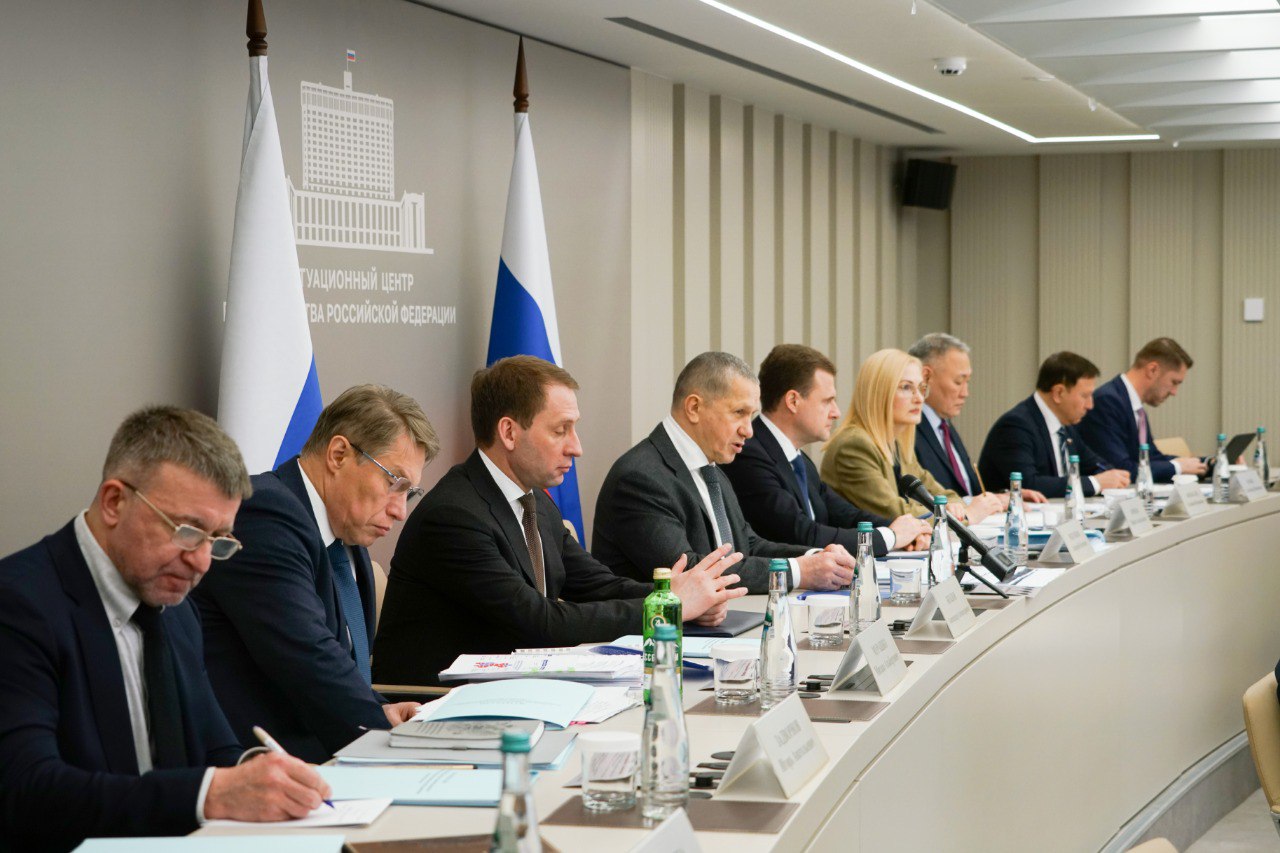 Глава Бурятии принял участие в правкомиссии по развитию Дальнего Востока Глава Бурятии принял участие в правкомиссии по развитию Дальнего Востока