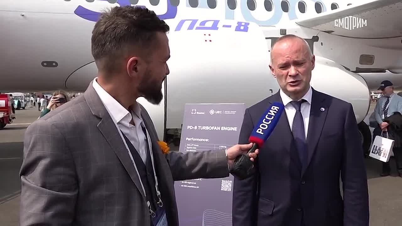 11111Потенциал сотрудничества России и Индии в совместном производстве Ил-114-300 и Superjet-100 не зависит ни от какой третьей страны, заявил в интервью "России 1" гендиректор ОАК Вадим Бадеха