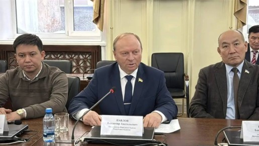 В Народном Хурале Бурятии прошло чествование нового международного гроссмейстера