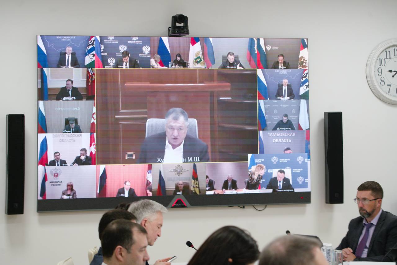 Глава Минстроя России Ирек Файзуллин принял участие в заседании президиума (штаба) Правительственной комиссии по региональному развитию Глава Минстроя России Ирек Файзуллин принял участие в заседании президиума (штаба) Правительственной комиссии по региональному развитию